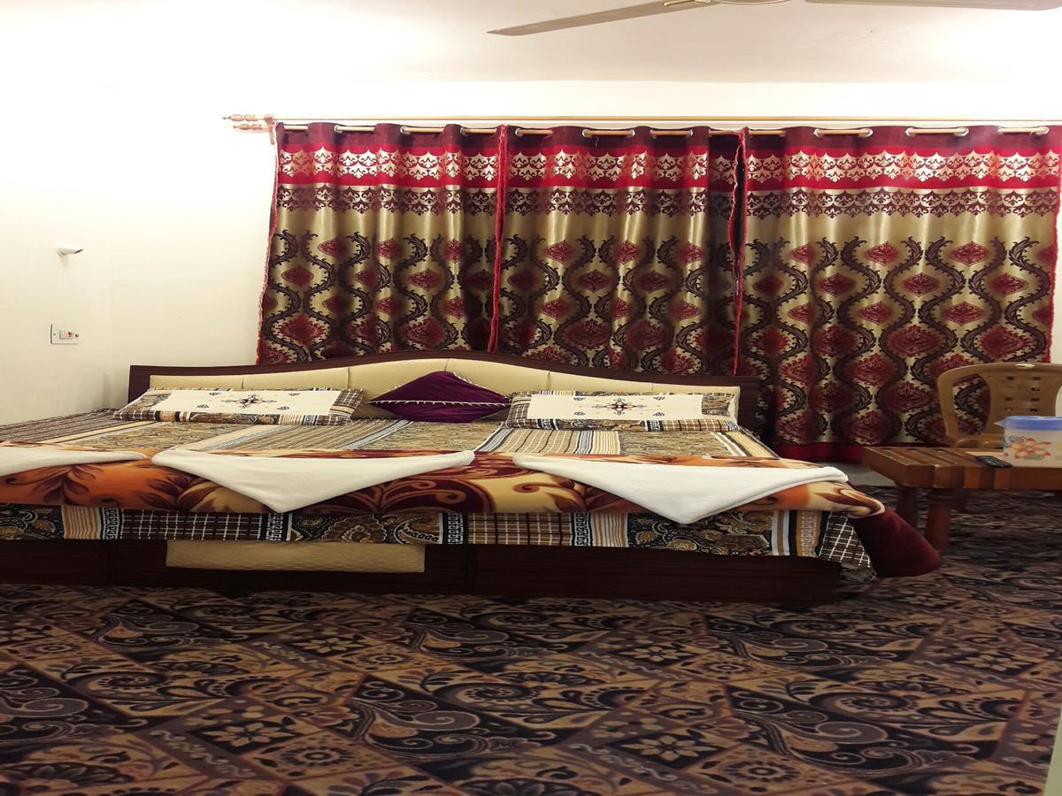 Hotel Fabulous Kashmir Srinagar Exteriér fotografie